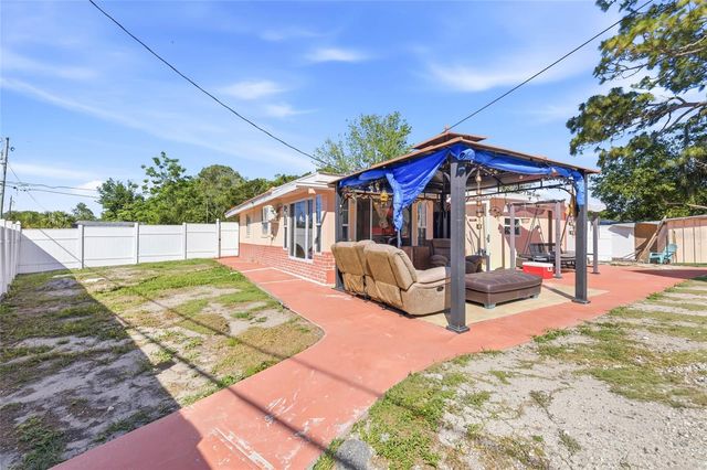 6760 RUNNEL DRIVE, New Port Richey, FL 34653