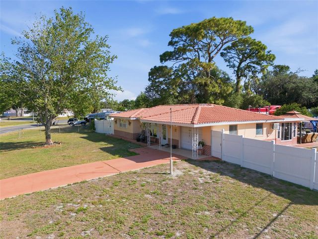 6760 RUNNEL DRIVE, New Port Richey, FL 34653