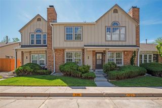 9672 W Chatfield Avenue B, Littleton, CO 80128