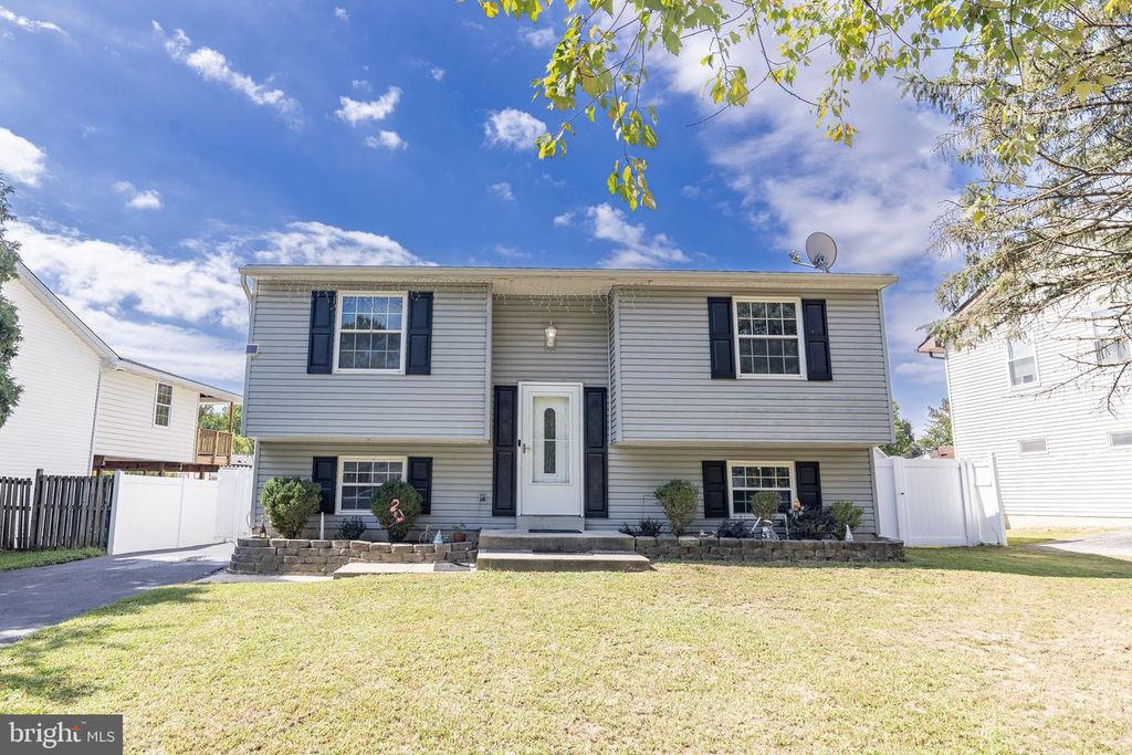 1415 MACEDONIA DR, Hanover, MD 21076