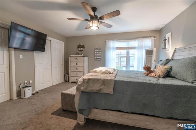 51 Beacon Hill Road E, West Milford, NJ 07480