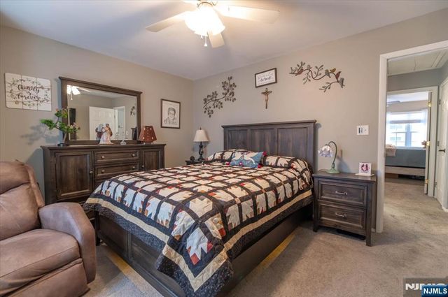 51 Beacon Hill Road E, West Milford, NJ 07480