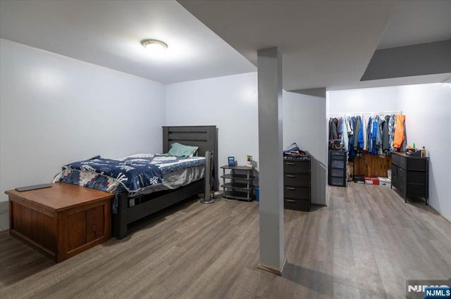 51 Beacon Hill Road E, West Milford, NJ 07480