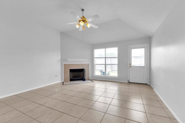 3514 Dahlia Hill Street, Fresno, TX 77545