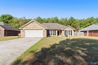 205 SW Bellemeade Street, Hartselle, AL 35640