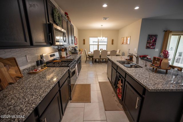 7173 S Draper Road, Tucson, AZ 85757