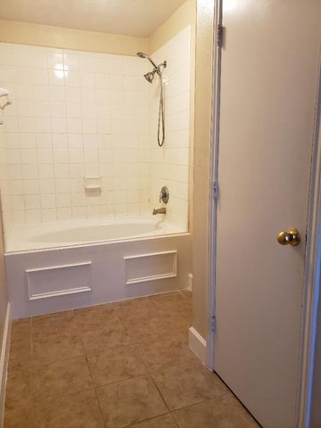 16123 Catbird Court, Humble, TX 77396