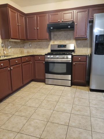 16123 Catbird Court, Humble, TX 77396