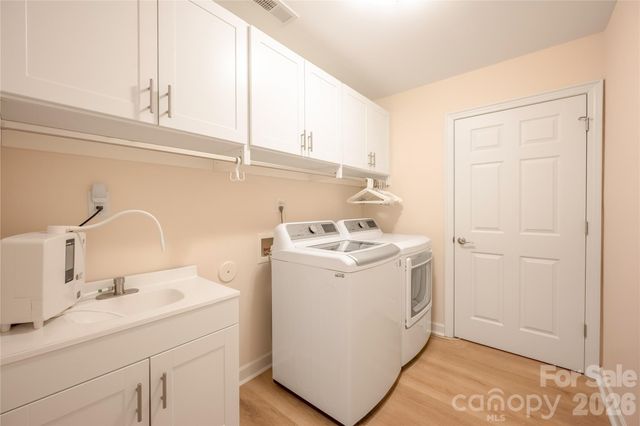 5515 Prosperity View Drive, Charlotte, NC 28269