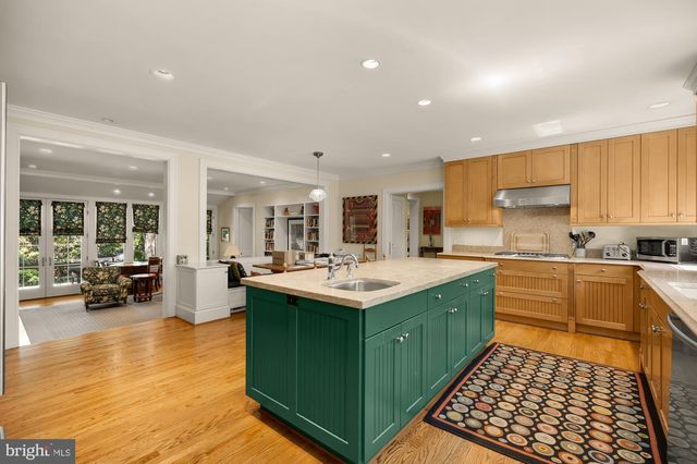 4319 LELAND ST, Chevy Chase, MD 20815