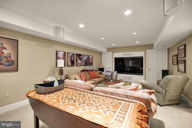 4319 LELAND ST, Chevy Chase, MD 20815