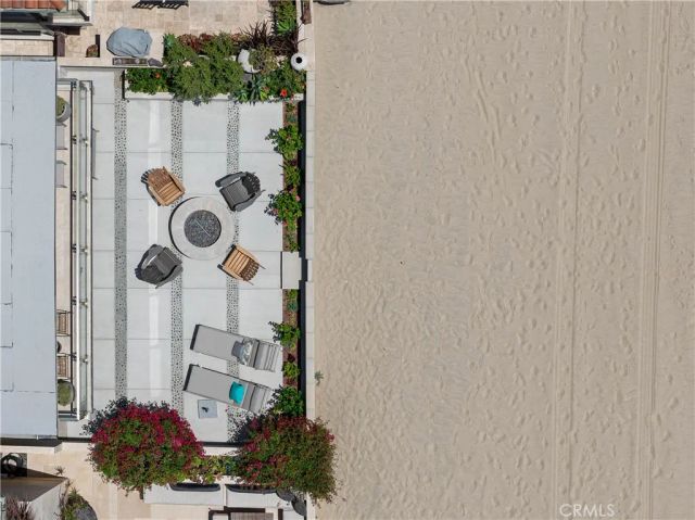 6704 W Oceanfront, Newport Beach, CA 92663