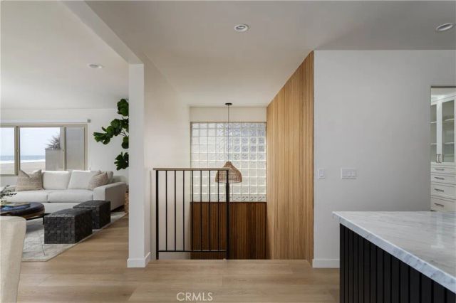 6704 W Oceanfront, Newport Beach, CA 92663
