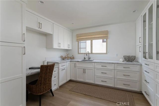 6704 W Oceanfront, Newport Beach, CA 92663