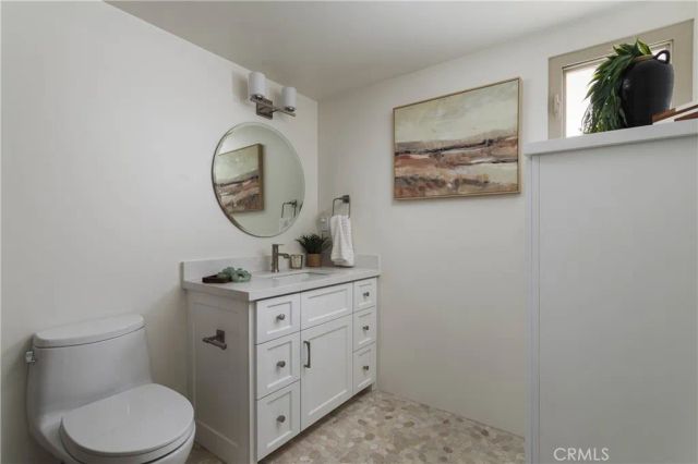 6704 W Oceanfront, Newport Beach, CA 92663