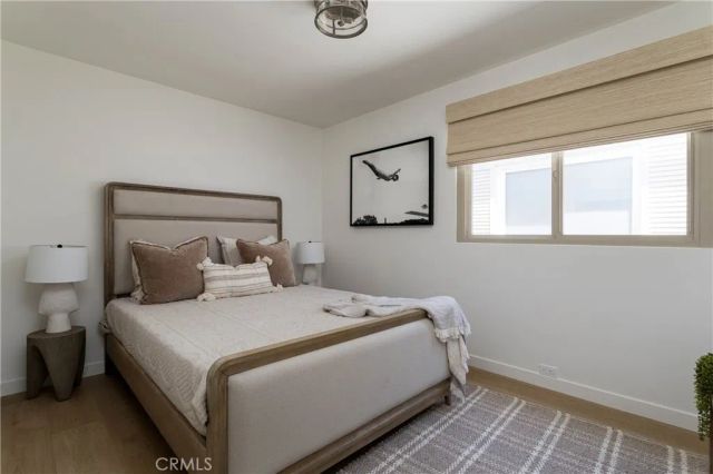 6704 W Oceanfront, Newport Beach, CA 92663
