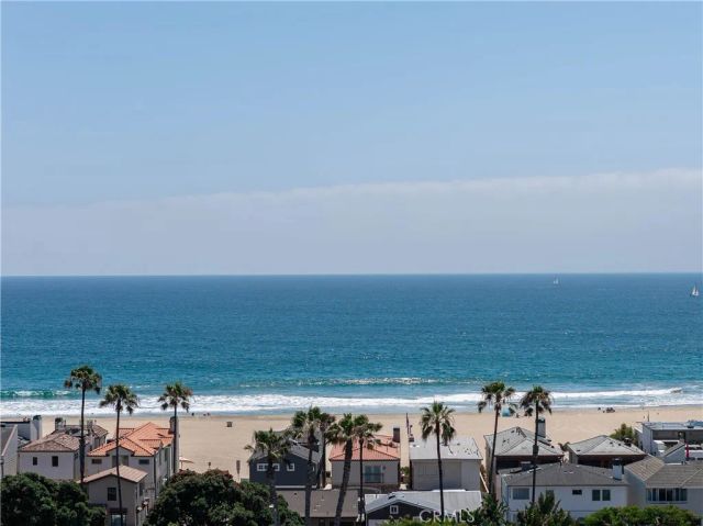 6704 W Oceanfront, Newport Beach, CA 92663