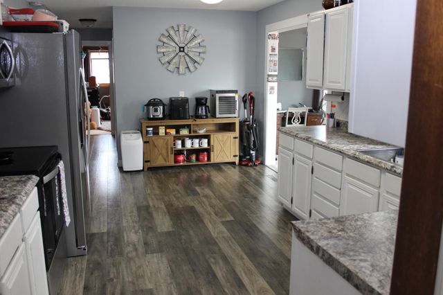 308 Lois Avenue S, Herman, MN 56248