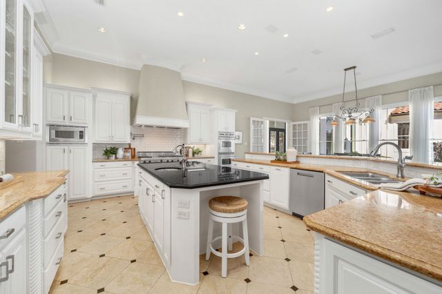 1075 W Dove Road, Southlake, TX 76092