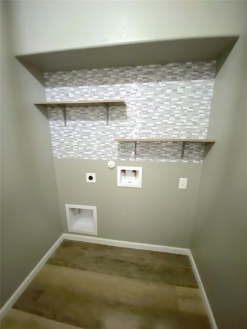 122 Liard River RD, Hutto, TX 78634