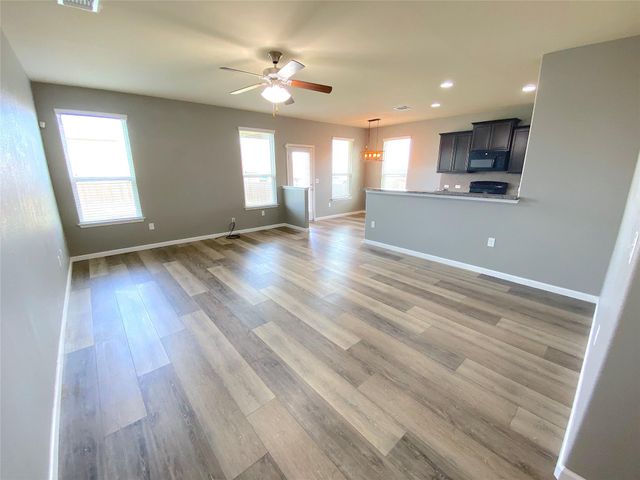 122 Liard River RD, Hutto, TX 78634