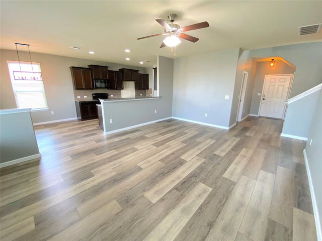 122 Liard River RD, Hutto, TX 78634