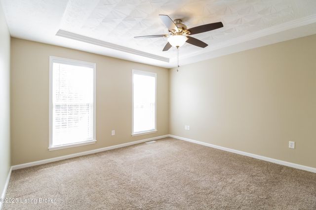 6005 Delilah Ct, Louisville, KY 40272