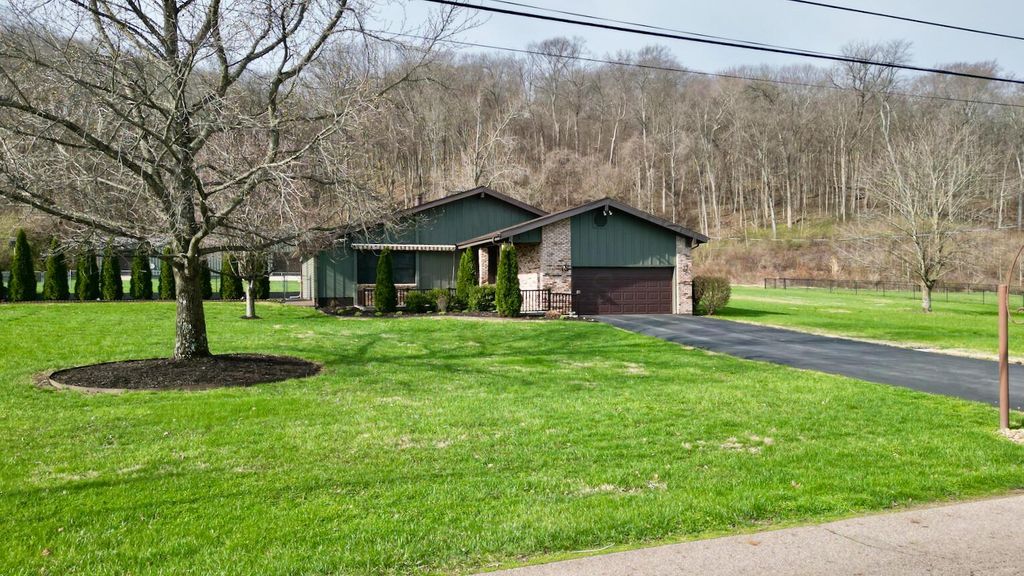 1445 Lake Drive, Chillicothe, OH 45601