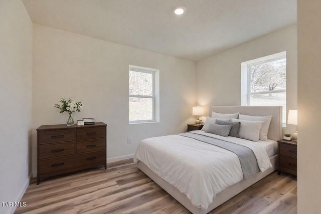 200 Independence Drive, Kingsport, TN 37660