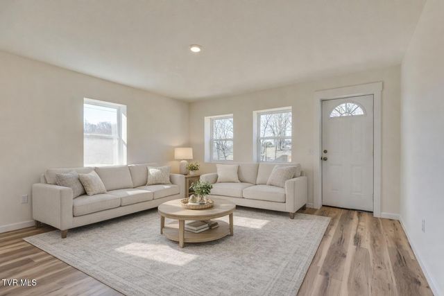 200 Independence Drive, Kingsport, TN 37660