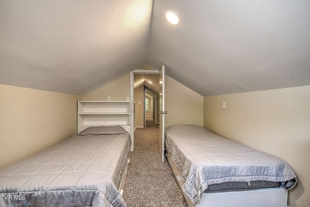 275 Tiger Creek Road, Roan Mountain, TN 37687