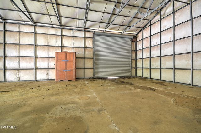 275 Tiger Creek Road, Roan Mountain, TN 37687