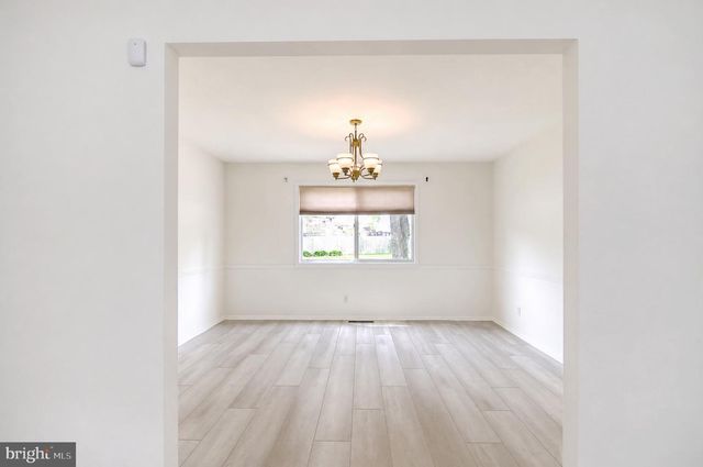 104 LAMP POST LN, Cherry Hill, NJ 08003