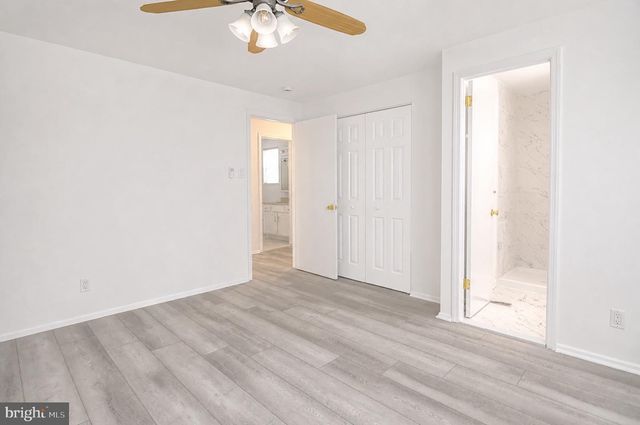 104 LAMP POST LN, Cherry Hill, NJ 08003