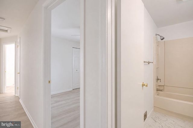 104 LAMP POST LN, Cherry Hill, NJ 08003