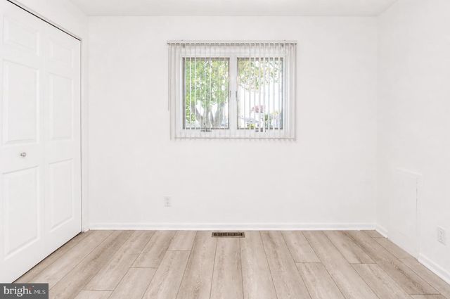 104 LAMP POST LN, Cherry Hill, NJ 08003