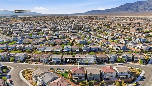 6922 Desert Finch Street, North Las Vegas, NV 89084