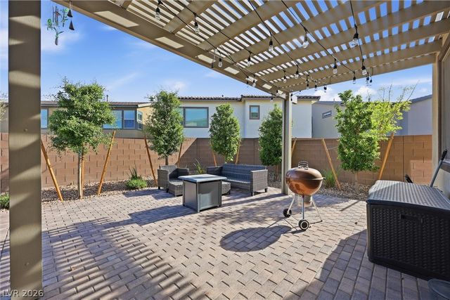 6922 Desert Finch Street, North Las Vegas, NV 89084