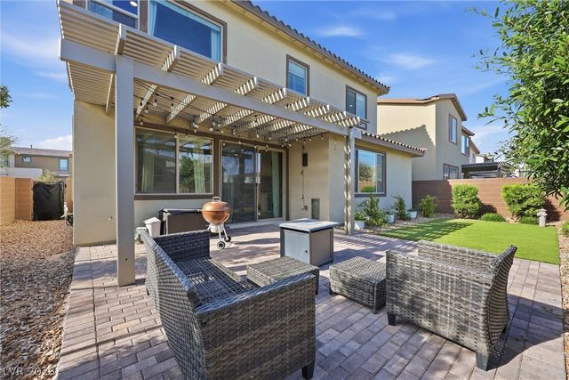 6922 Desert Finch Street, North Las Vegas, NV 89084