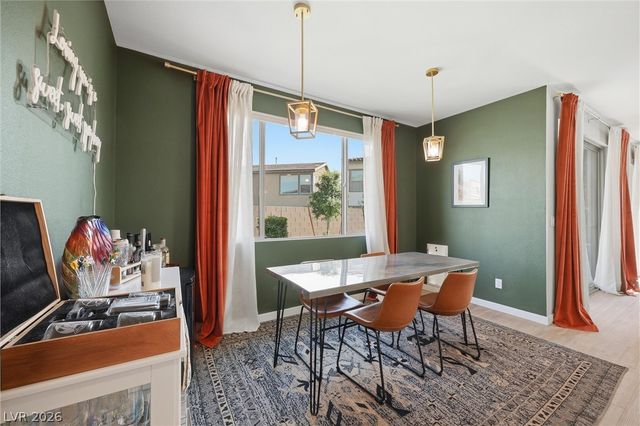 6922 Desert Finch Street, North Las Vegas, NV 89084