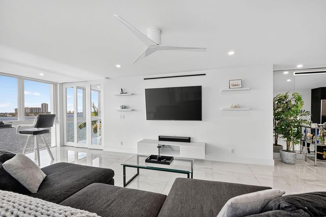 301 Lake Shore Drive 801, Lake Park, FL 33403