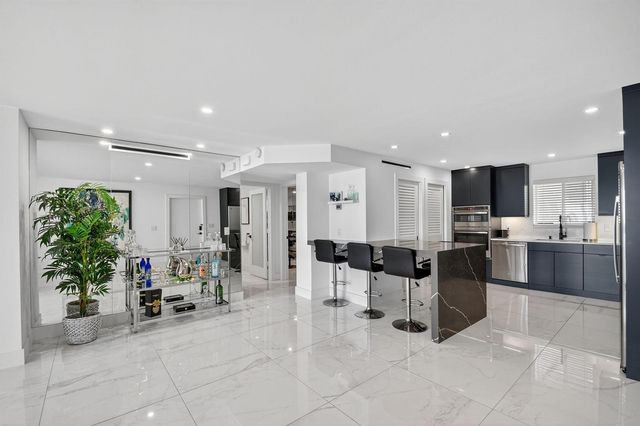 301 Lake Shore Drive 801, Lake Park, FL 33403