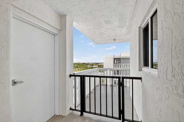 301 Lake Shore Drive 801, Lake Park, FL 33403