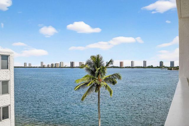 301 Lake Shore Drive 801, Lake Park, FL 33403