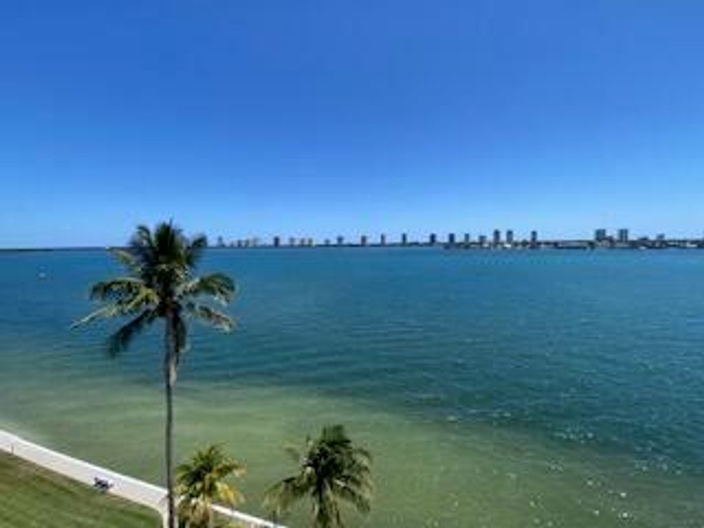 301 Lake Shore Drive 801, Lake Park, FL 33403