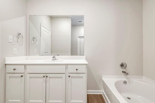 401 San Miguel Creek Drive, Katy, TX 77493