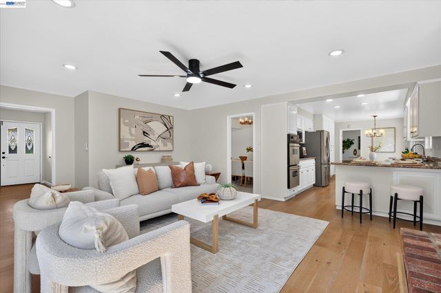 1740 Argonne Dr, Concord, CA 94518