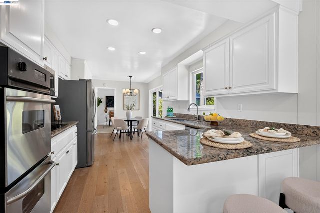 1740 Argonne Dr, Concord, CA 94518