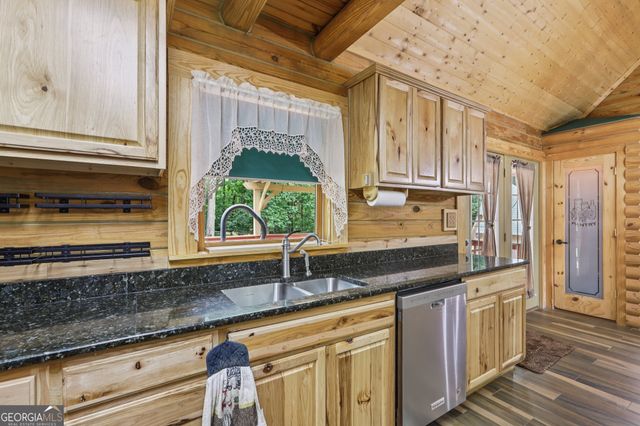85 Edgewater Drive, Griffin, GA 30223
