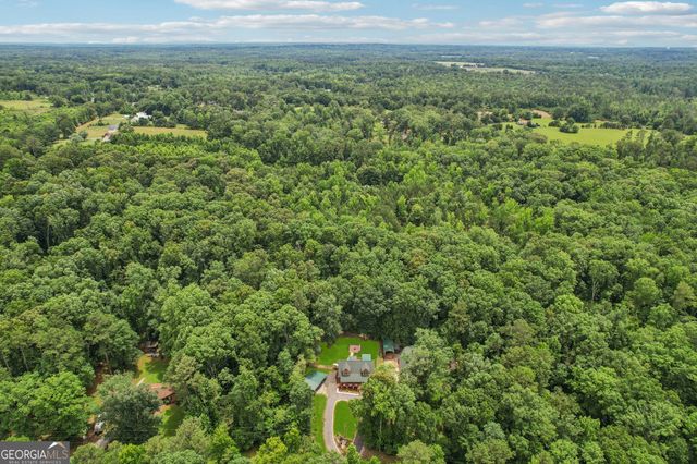 85 Edgewater Drive, Griffin, GA 30223